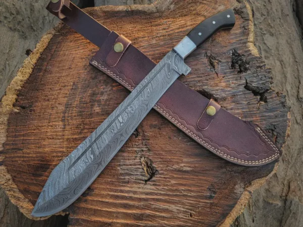 Handmade Damascus Steel Machete: 18" Blade, Wood Handle & Leather Sheath